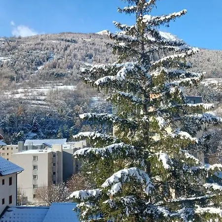 Appartement Coquet Type 2 De 56 M² En Centre